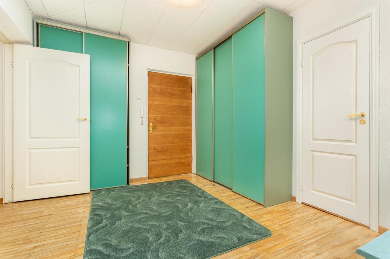 3 Room Central Apartmend 90M2 Parking For One Car Fifth Floor And The Building Does Not Have An Elevator Tallinn Buitenkant foto