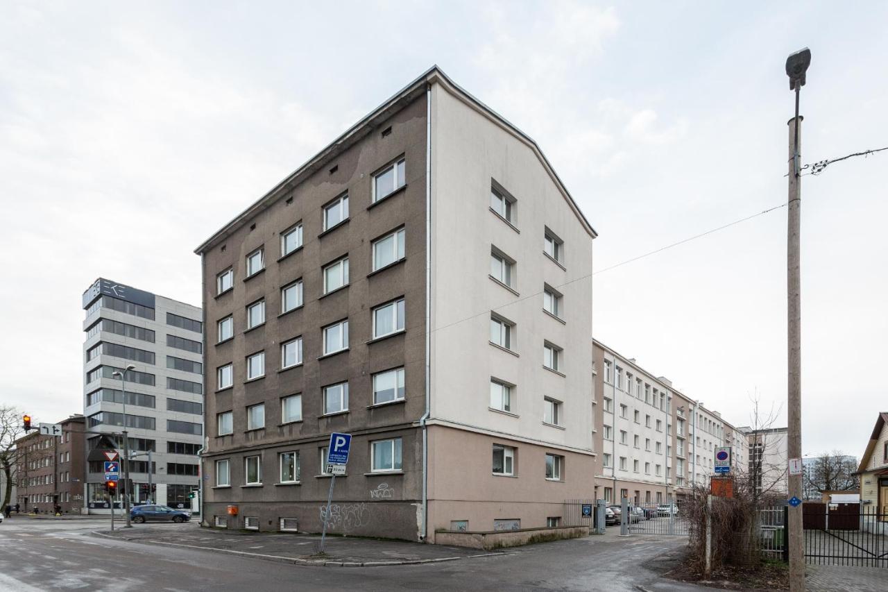 3 Room Central Apartmend 90M2 Parking For One Car Fifth Floor And The Building Does Not Have An Elevator Tallinn Buitenkant foto