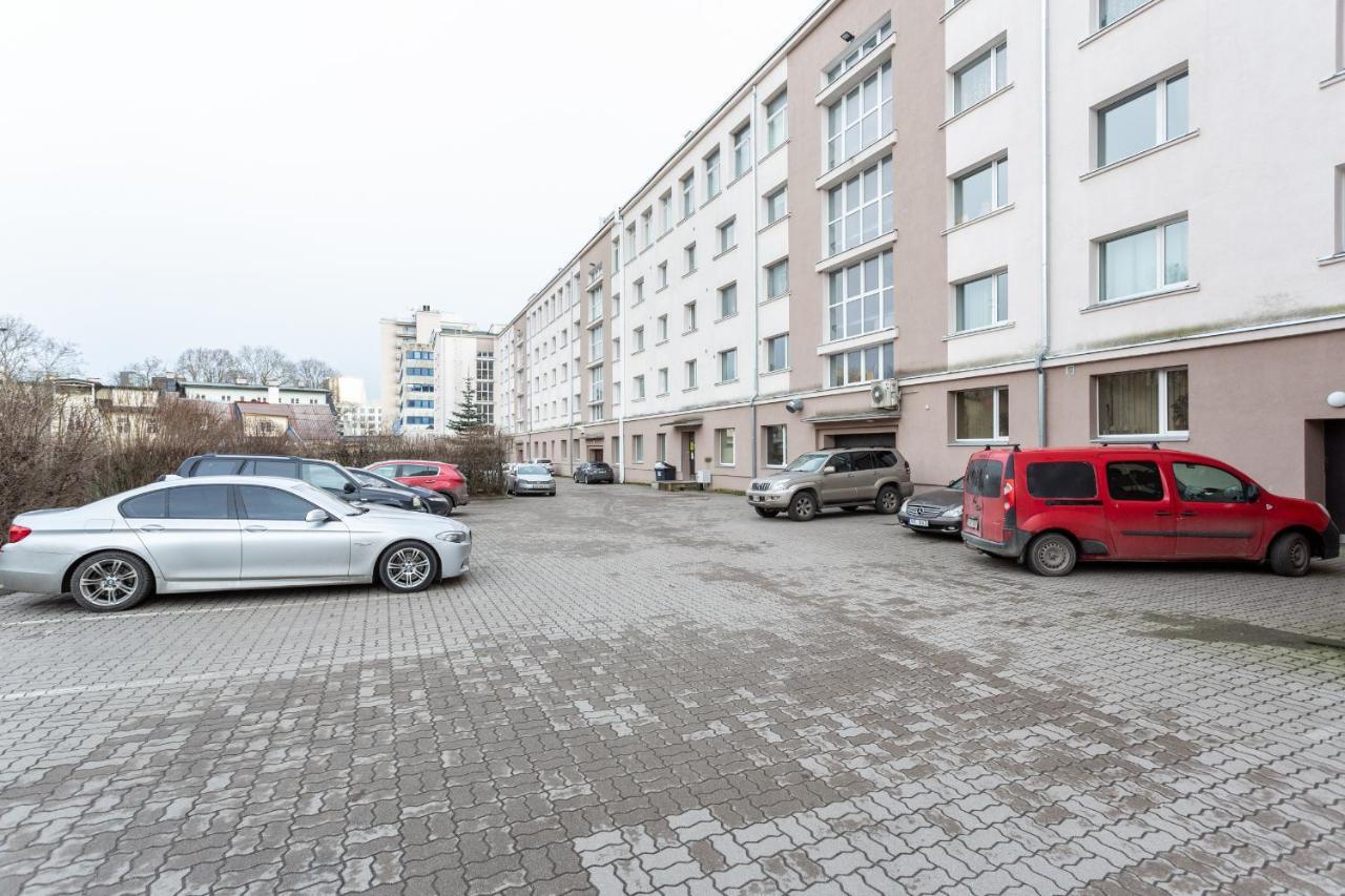 3 Room Central Apartmend 90M2 Parking For One Car Fifth Floor And The Building Does Not Have An Elevator Tallinn Buitenkant foto